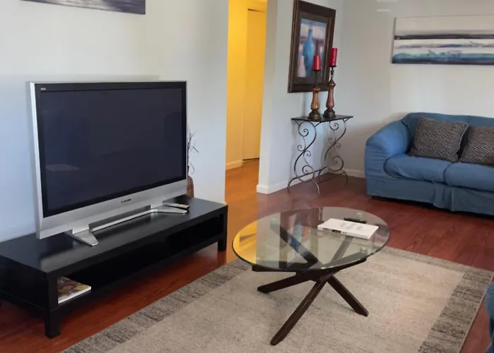 Cozy With Sparkling Pool/pet Friendly Holiday home Mesa